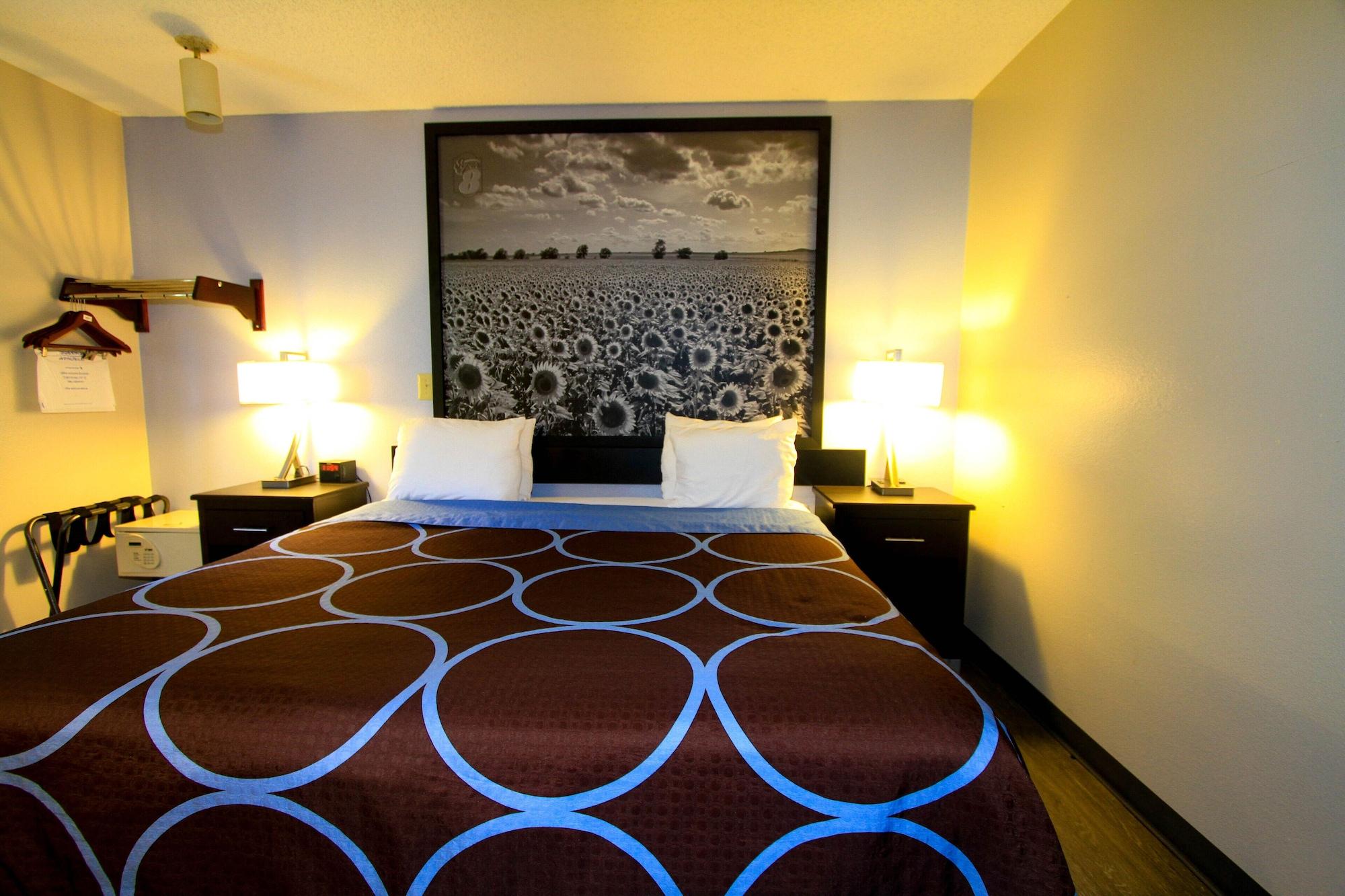 Super 8 By Wyndham Lenexa Overland Park Area/Mall Area Eksteriør bilde