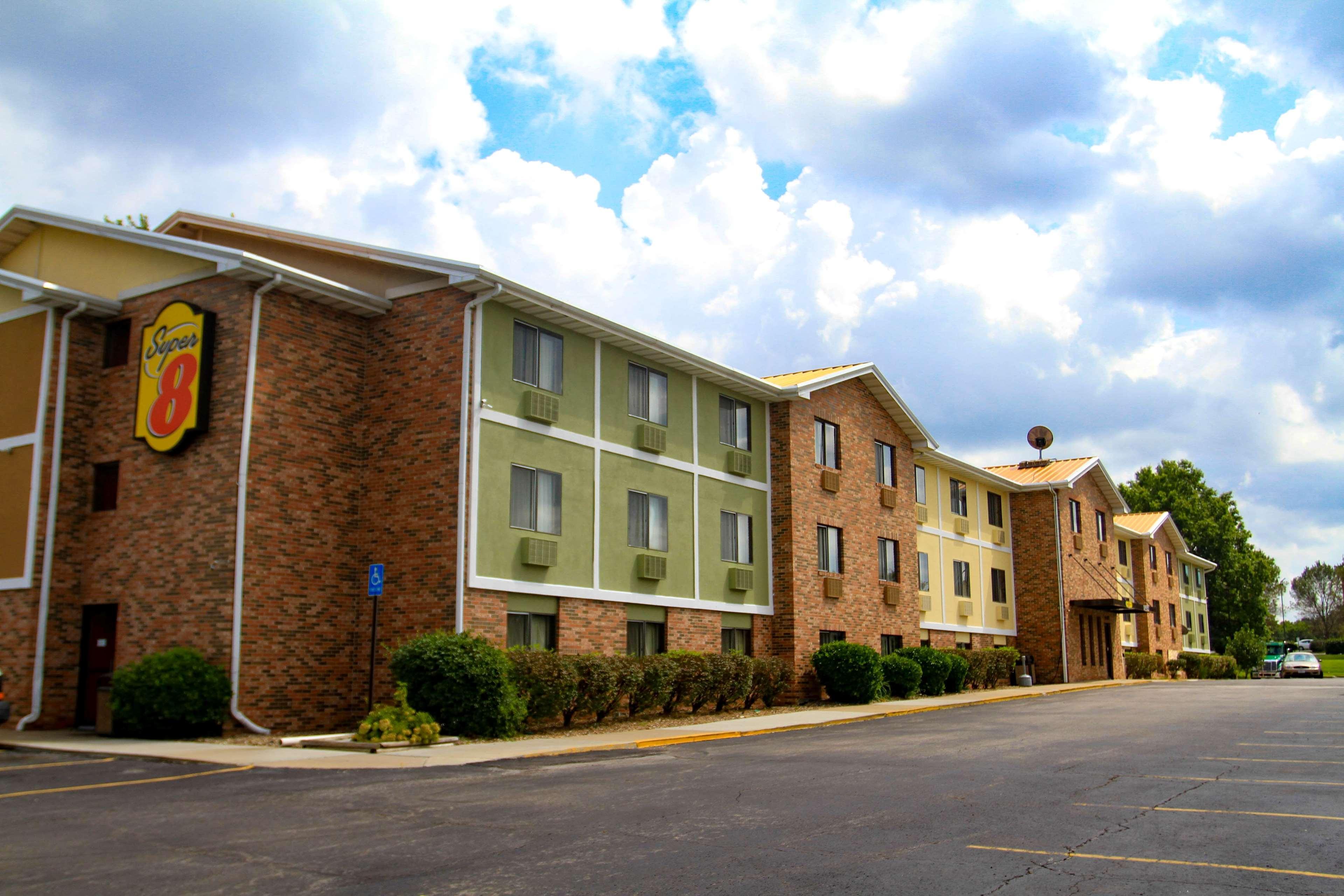 Super 8 By Wyndham Lenexa Overland Park Area/Mall Area Eksteriør bilde