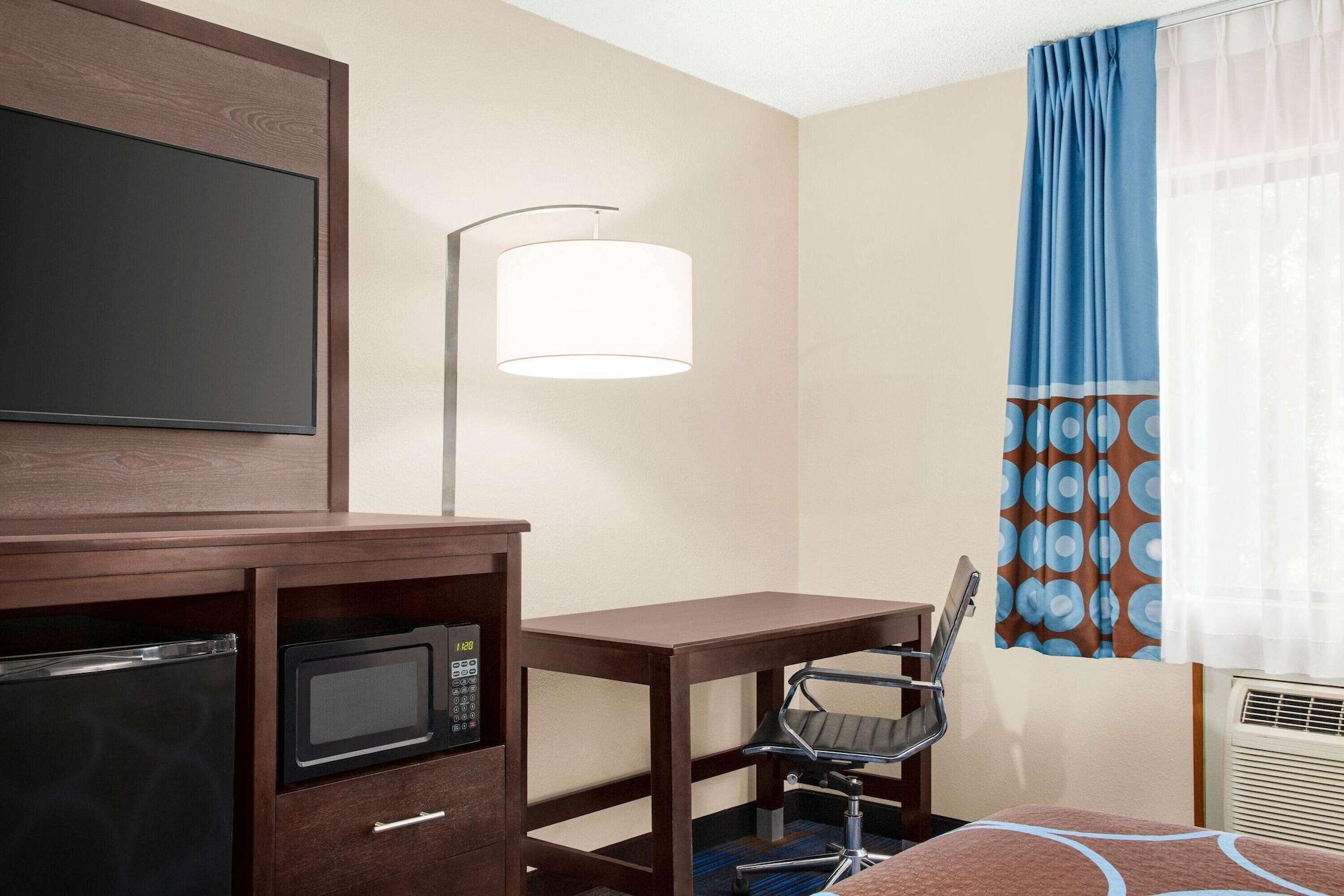 Super 8 By Wyndham Lenexa Overland Park Area/Mall Area Eksteriør bilde