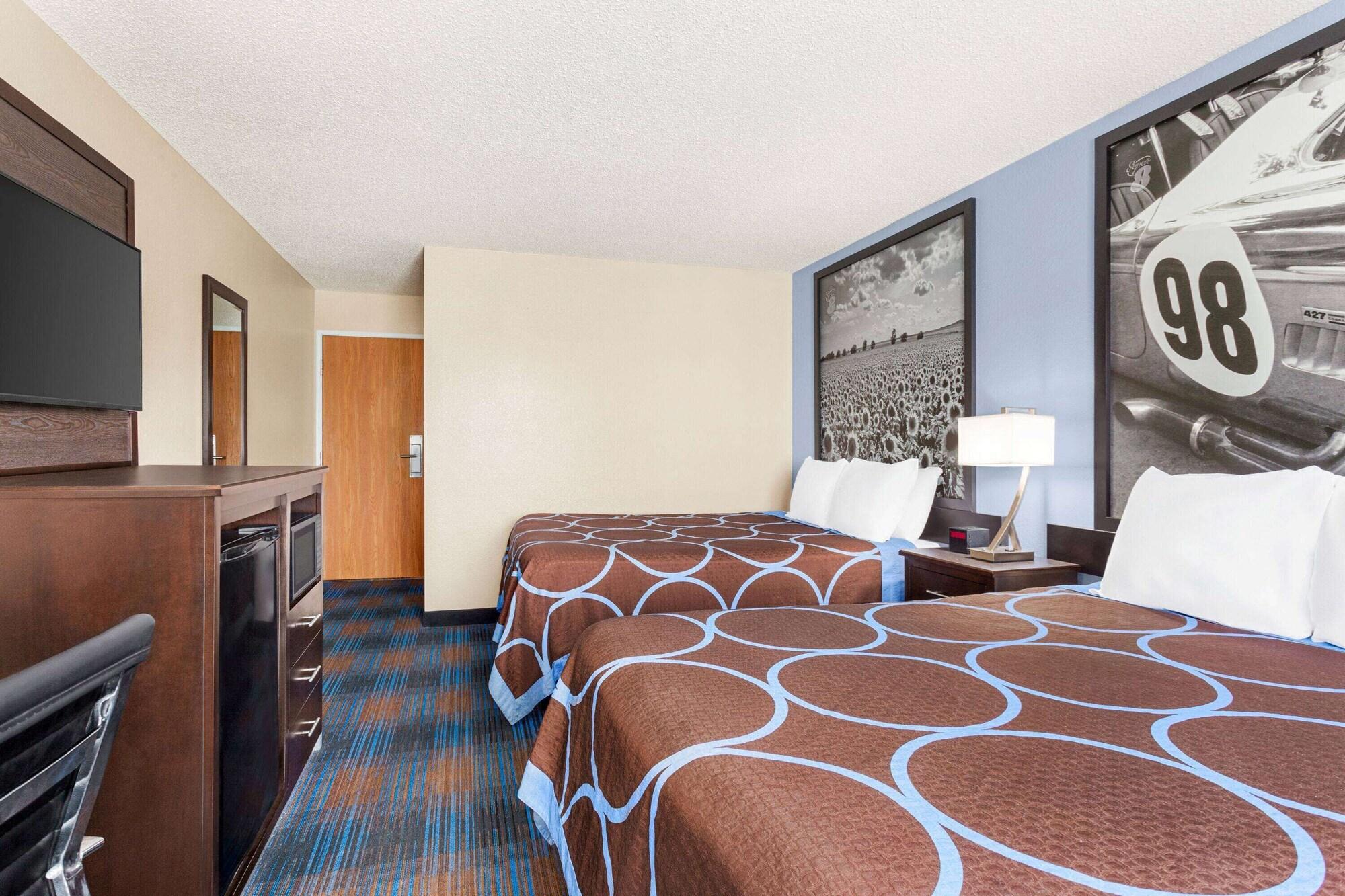 Super 8 By Wyndham Lenexa Overland Park Area/Mall Area Eksteriør bilde